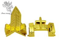 Золотая ABS Пластиковая мебель гроба Уголок гроба с крестовым украшением